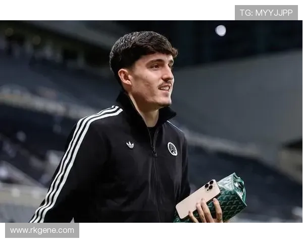 曼城关注利夫拉门托 纽卡欲续约留人